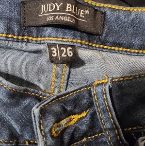 Judy blue serape distressed jeans